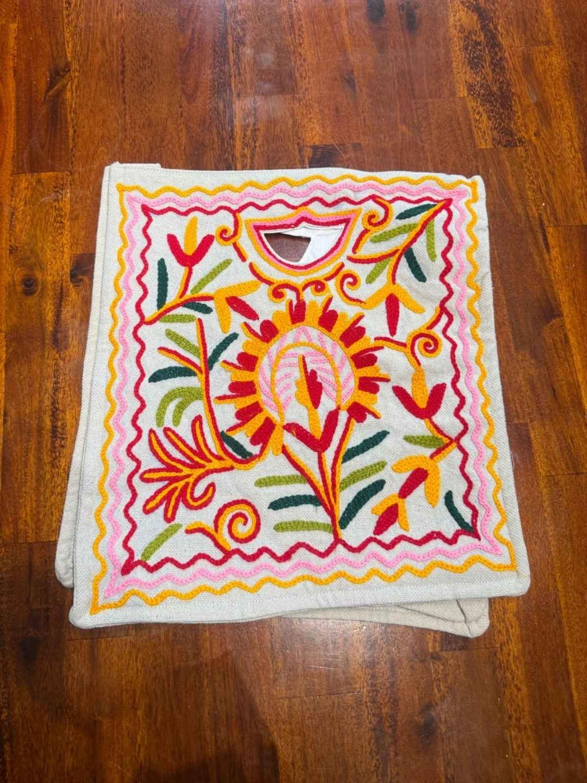 Square Shape Decorative Wall Hanging